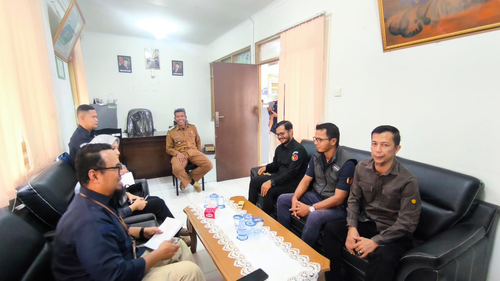 Proses pencocokan data pemilih yang dilakukan ‎Bawaslu dan Kip Aceh Besar 