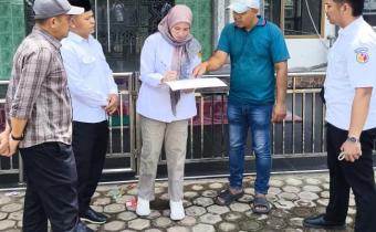 Proses pencocokan data pemilih yang dilakukan ‎Bawaslu dan Kip Aceh Besar 
