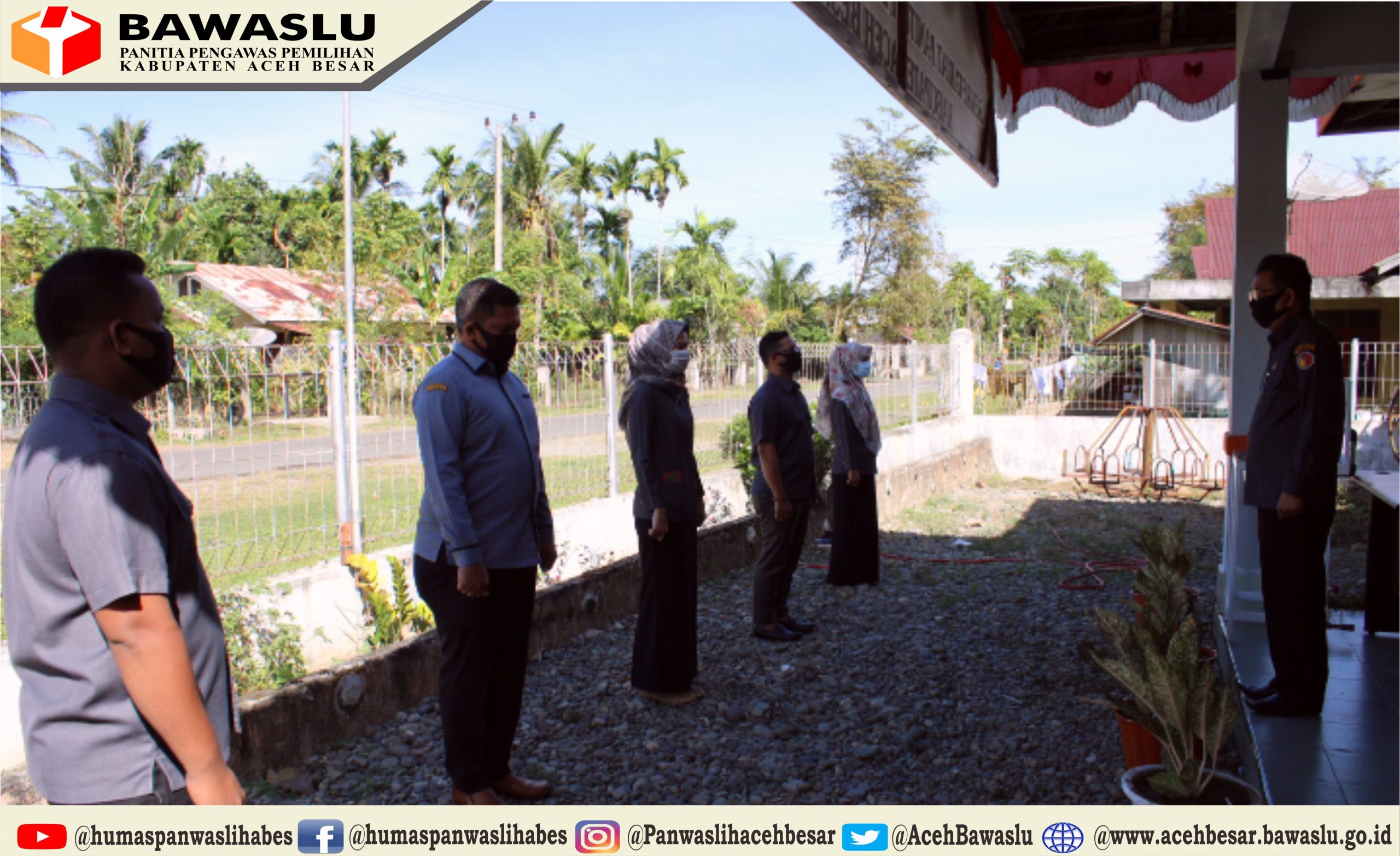 Koordinator Sekretariat Panwaslih Kabupaten Aceh Besar memimpin langsung apel pagi pada Senin, 28 September 2020